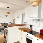 Дом отдыха La Maison - - Front De - Jardin - Grandes Marees
