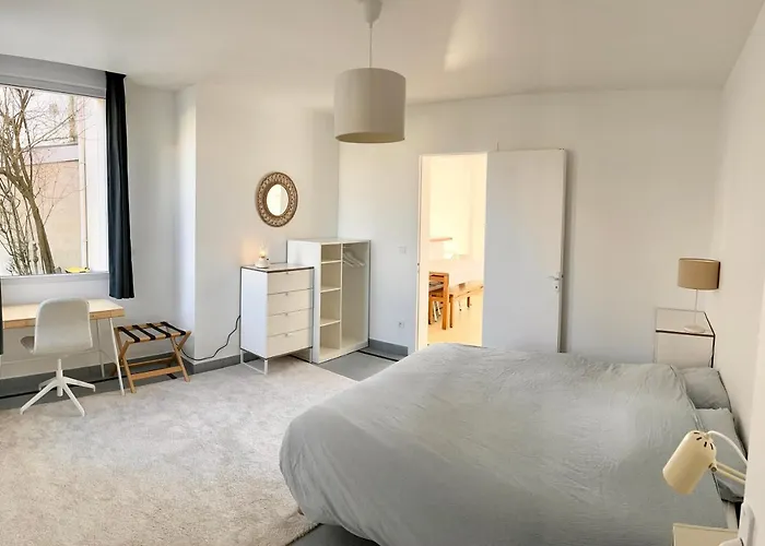 La Maison - - Vue Sur Et Jardin *