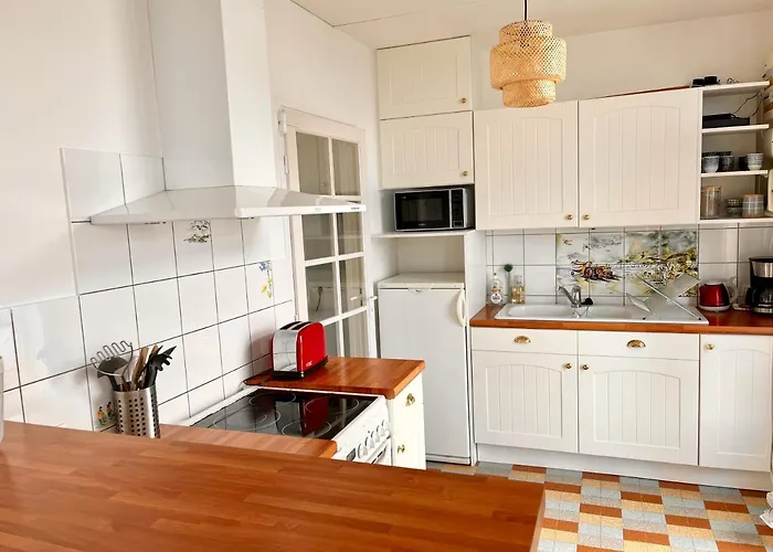 Vakantiehuis La Maison - - Vue Sur Et Jardin